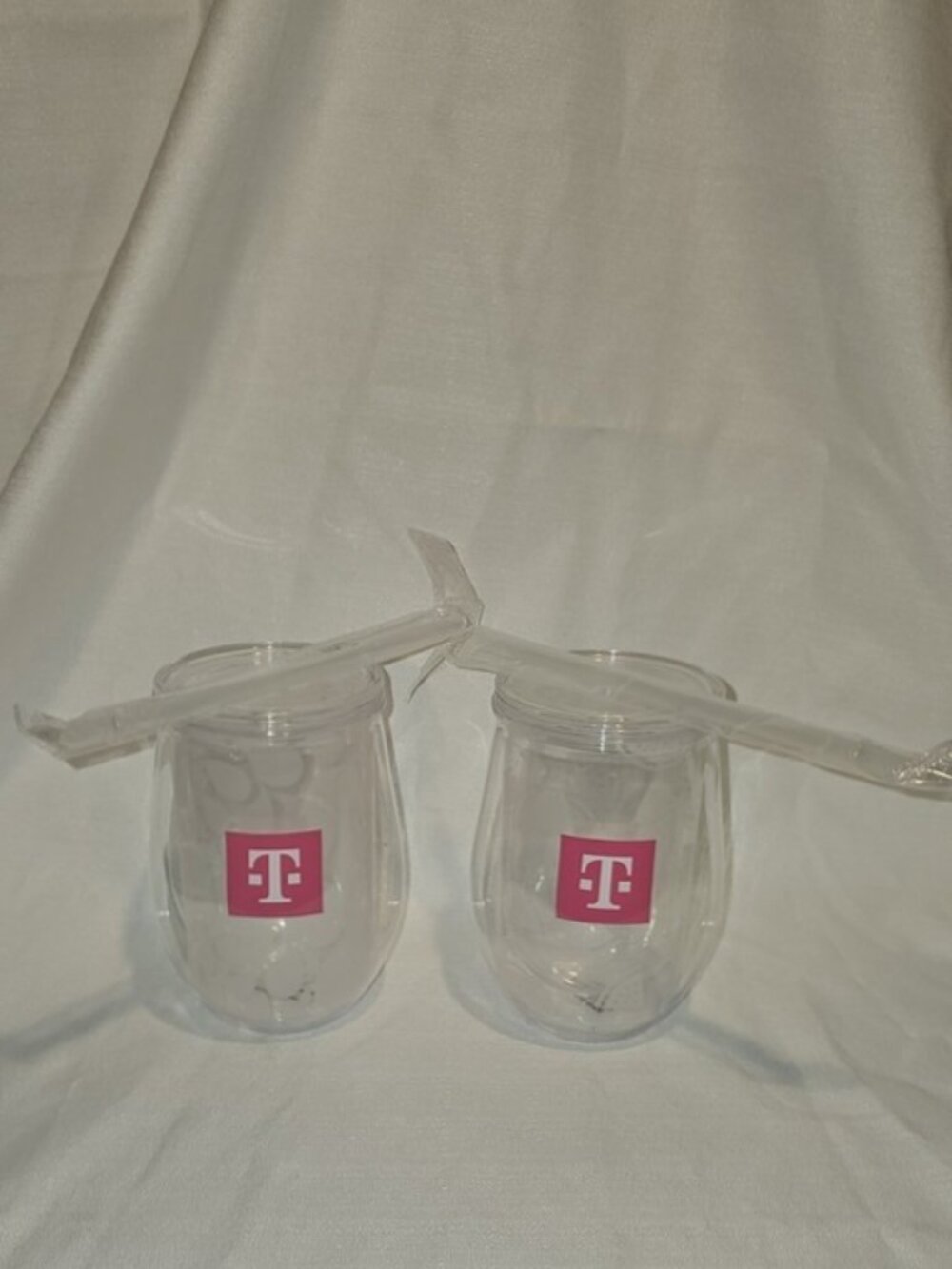 T‑Mobile Double Wall Insulated Tumblers with Straws (Set of 2) - Pink Logo